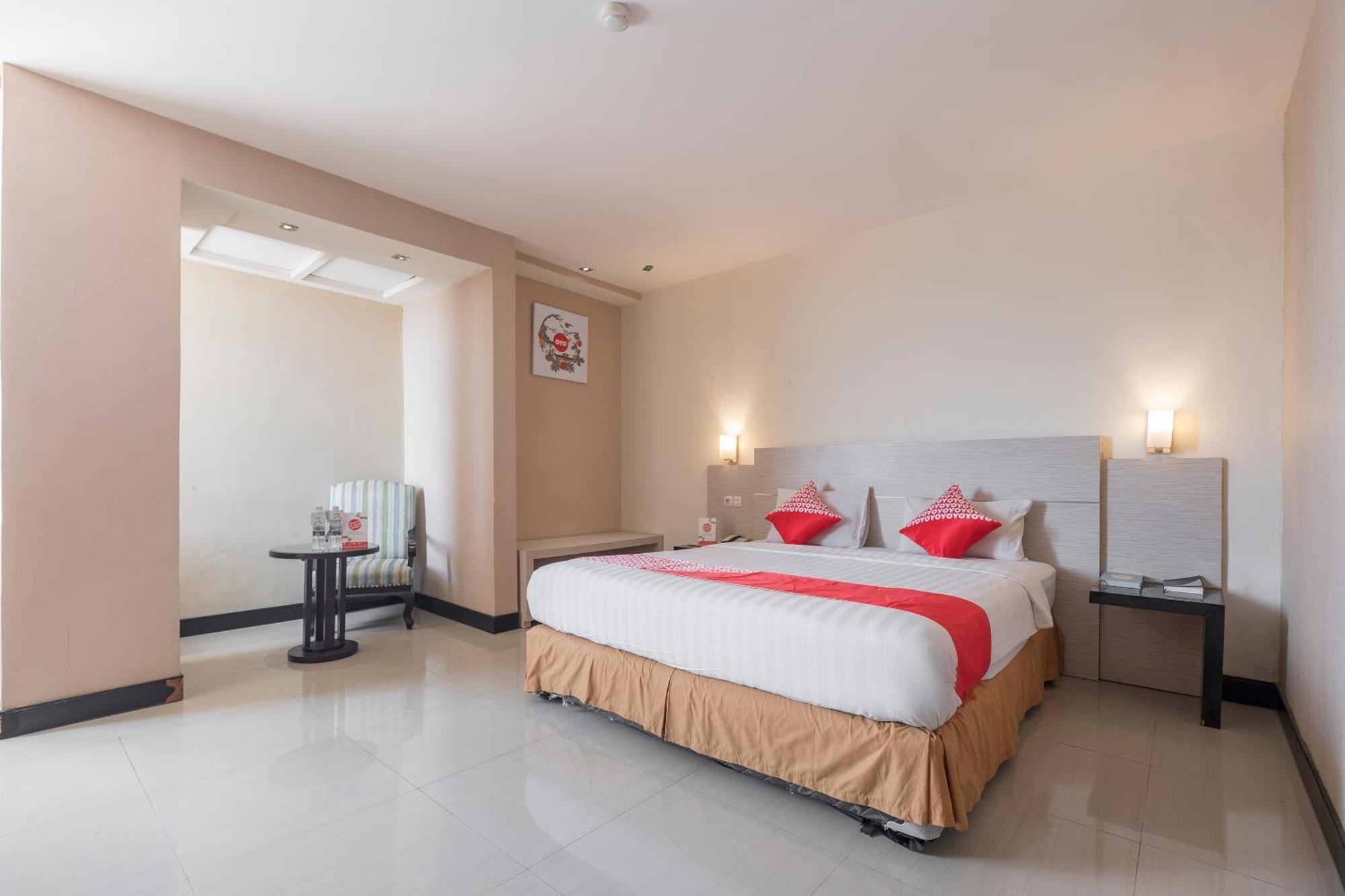 Oyo 1081 Allson City Hotel Μακασάρ Εξωτερικό φωτογραφία