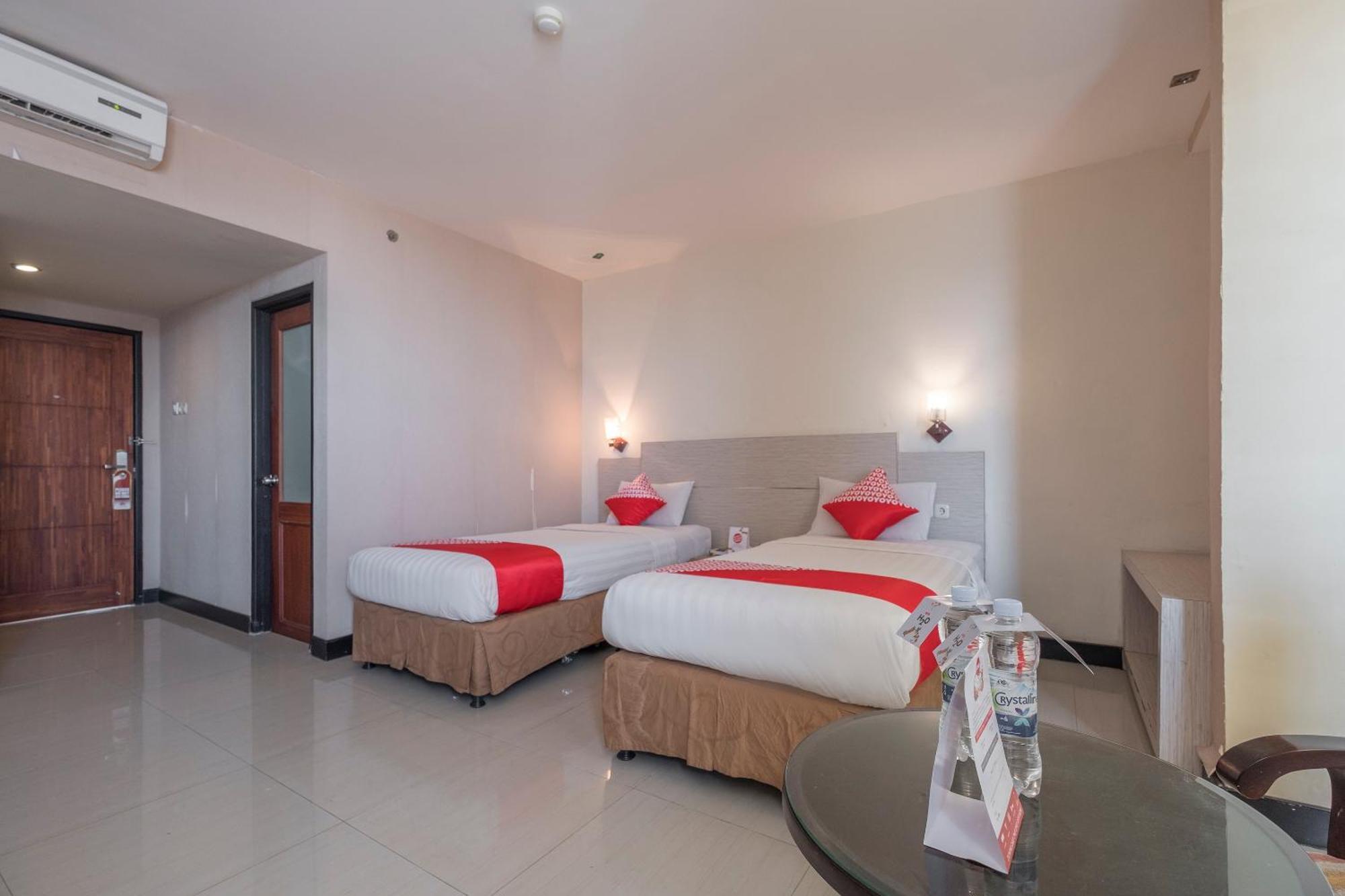 Oyo 1081 Allson City Hotel Μακασάρ Εξωτερικό φωτογραφία