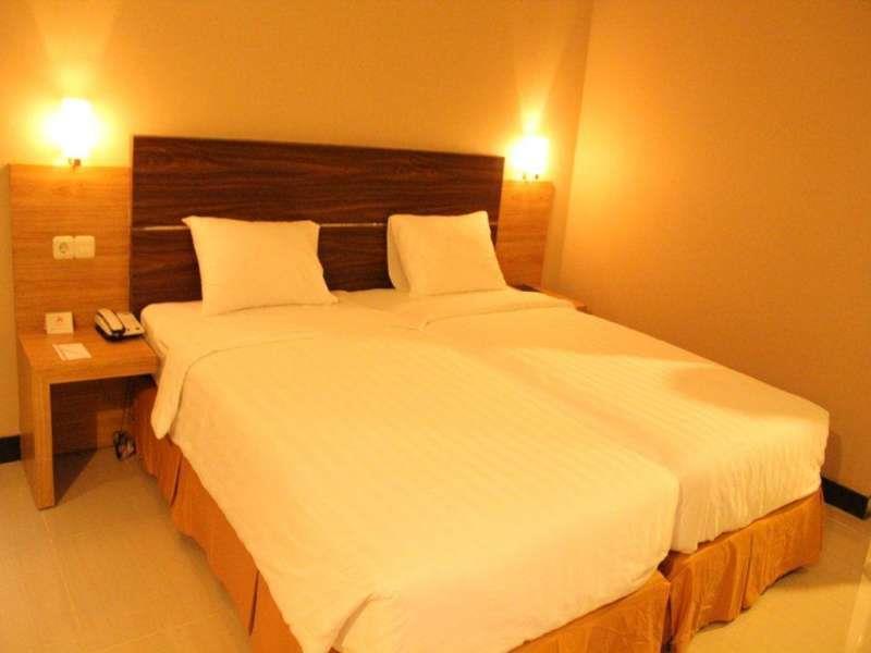 Oyo 1081 Allson City Hotel Μακασάρ Εξωτερικό φωτογραφία